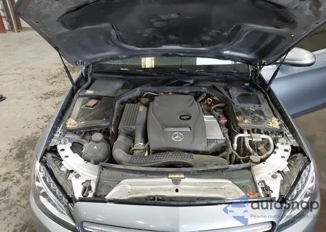 2015 Mercedes-Benz C 300 Luxury/Sport из США, поврежденный, VIN 55SWF4JB2FU046325